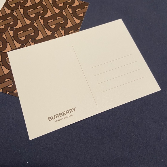 Burberry postcard set - Picture 6 of 9